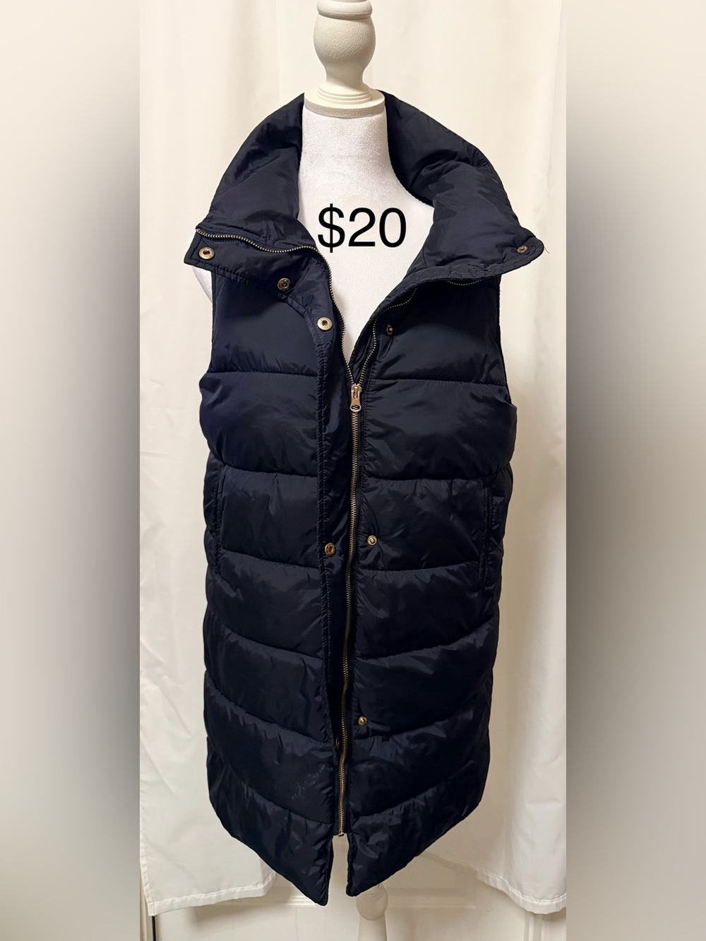 Sleeveless Puffer Vest - Navy